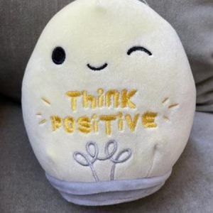 Squishmallow 8" Light Bulb Crissle